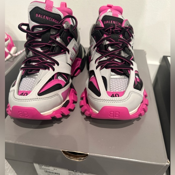 Balenciaga Track Runner LED - Picture 2 of 4